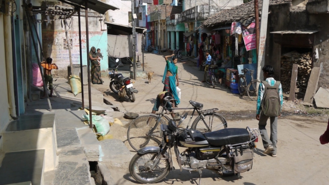 Dorfstrasse-Nai-Udaipur