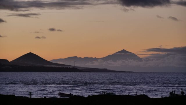 Galdar_mit_Teide_Teneriffa